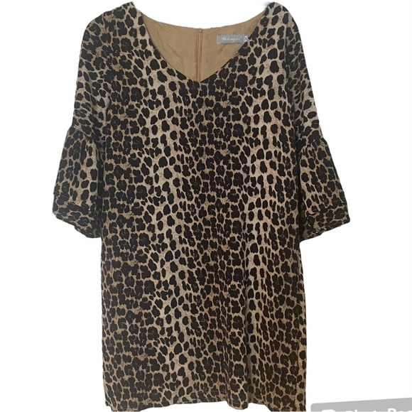 Belongsci Blouse Shirt Fully Lined Leopard Print Tunic with Bell Sleeves Size M - Picture 1 of 10